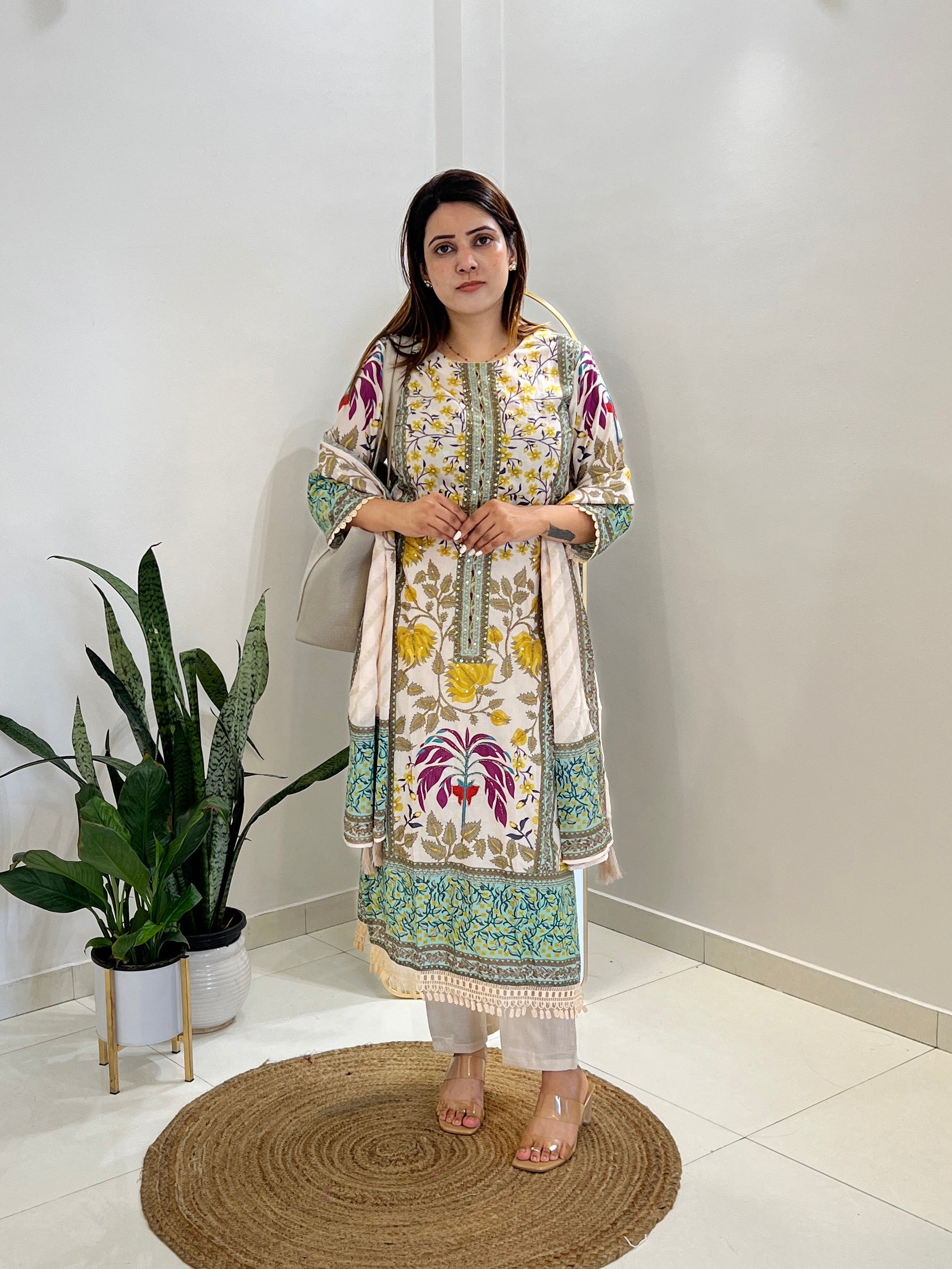 Bageecha Suit set